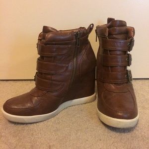 Steve Madden Brown Buckled Wedge Sneakers