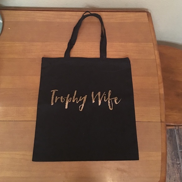 Salt Lake Clothing Handbags - ‼️ CLOSEOUT‼️ 1LEFT  🎉HP x2🎉Trophy Wife Tote#2