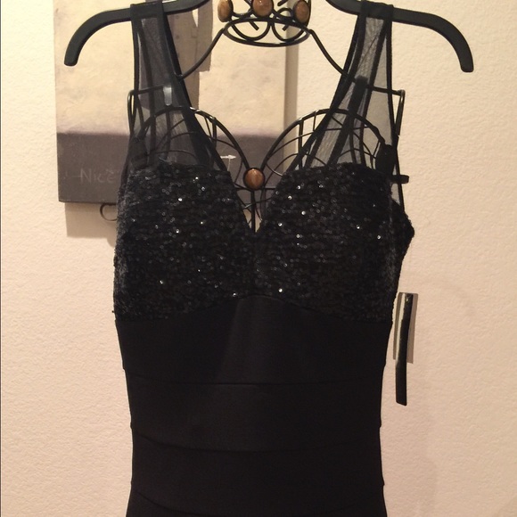NEW black sequin bandage dress sheer shoulders 🍷