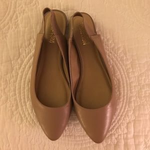 Kenneth Cole Nude Flats