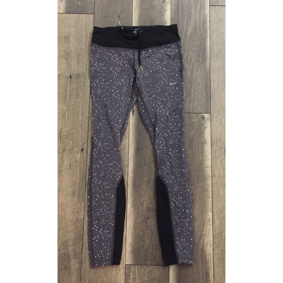 Nike Womens Dry Fit leggings