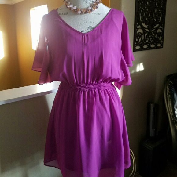 Fuschia chiffon v-neck dress