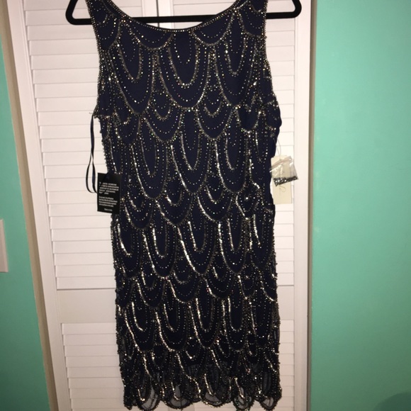Dress - Picture 1 of 4