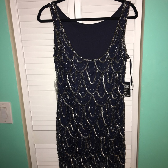 Dress - Picture 3 of 4