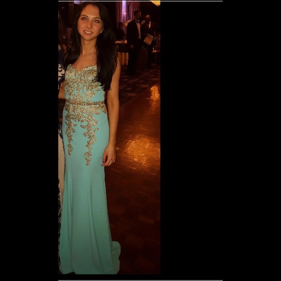 Faviana Gown S7796
