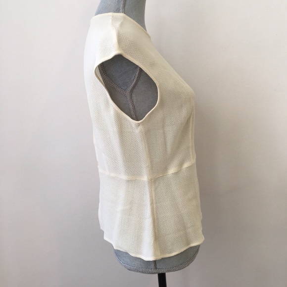 Lowest 💲‼️Armani Peplum Top - Picture 2 of 4