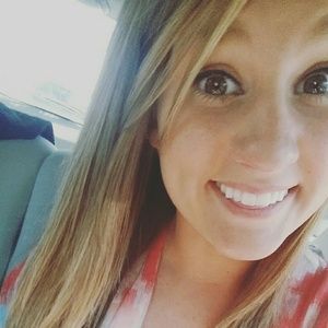 Meet your Posher, Tori