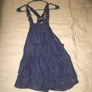 NEVER WORN American Eagle Mini Overalls