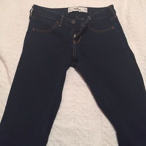 Dark Wash Hollister Jeans!