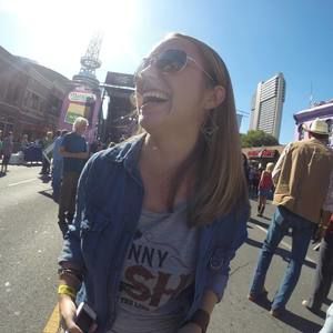 Meet your Posher, Leslie