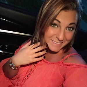 Meet your Posher, Tiffany