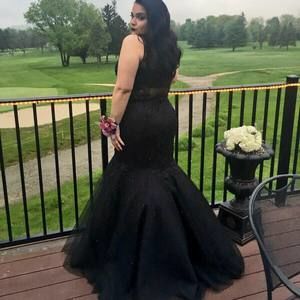 Meet your Posher, Annabella