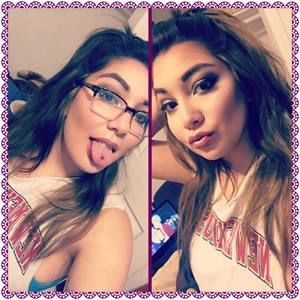 Meet your Posher, Marissa