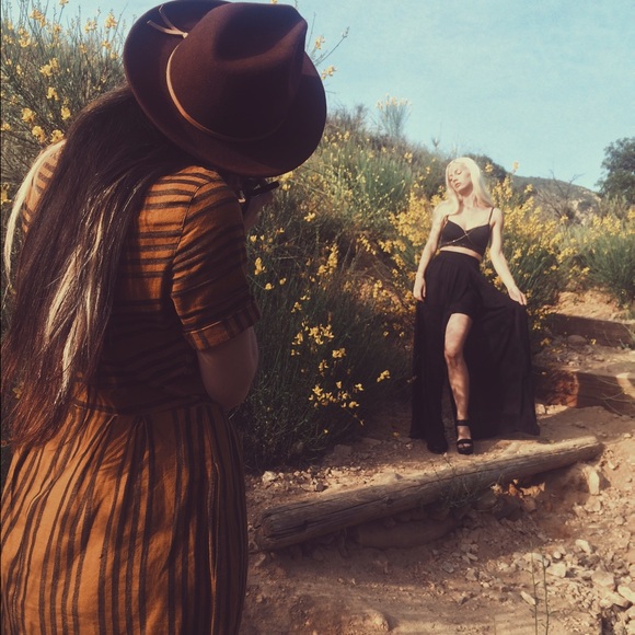 Meet your posher, Heather! - Picture 4 of 4