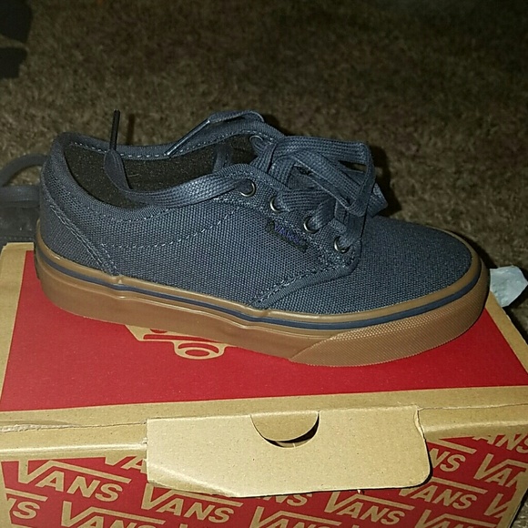 Vans - Picture 2 of 2