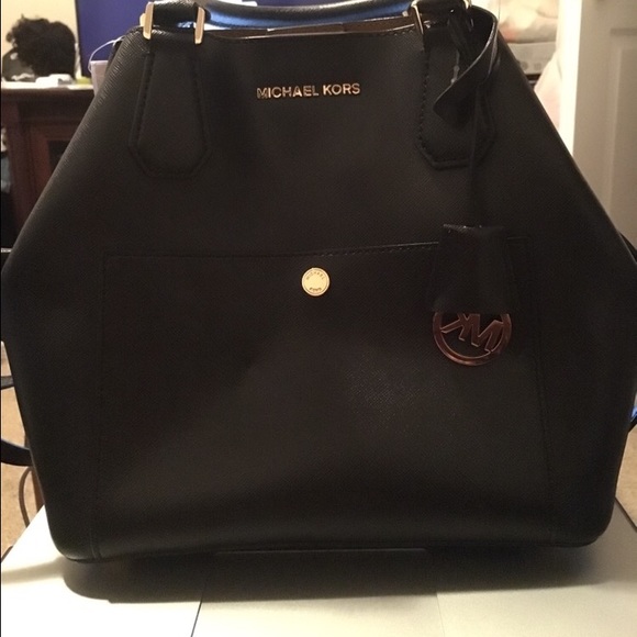 Black Michael Kors Greenwich hobo bag - Picture 3 of 3