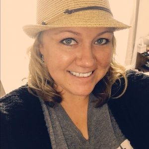 Meet your Posher, Nichole