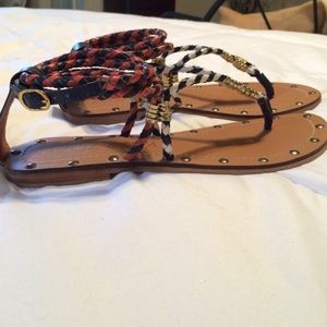 ✂️LOWEST PRICE✂️ Kim & Zozi Sandals Size 8