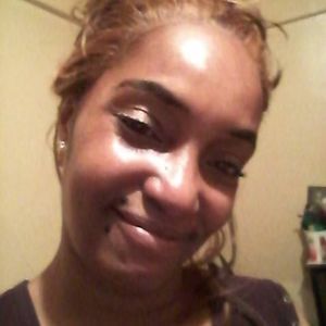 Meet your Posher, Robyn robijai