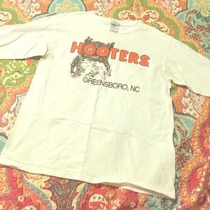 Long sleeve Hooters shirt