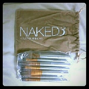 Urban decay naked makeup brushes Priority mail
