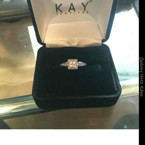 Princess Cut Diamond Ring - Picture 1 of 2