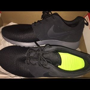 Nike Roshe runs