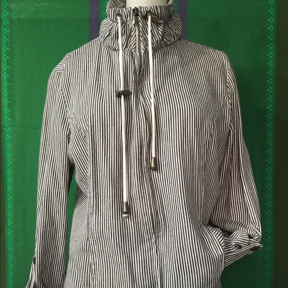 Pinstripe Zip-Up Turtleneck with Cropped Sleeves