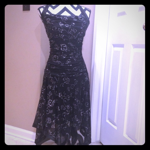✨Sheer black/silver rose prom dress by Taboo✨ - Picture 1 of 4