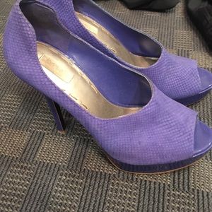 Rachel Roy stunning purple heels