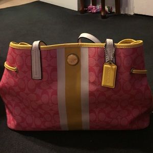 Pre-owned Coach Handbag.