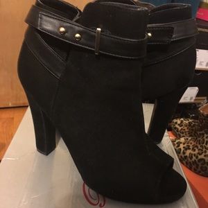 Peek-a-boo Toe Black Ankle Booties