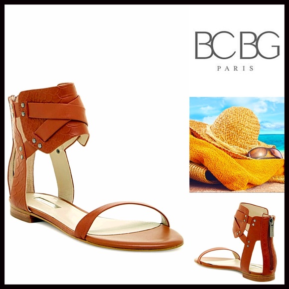 ❌SOLD BCBGeneration LEATHER Sandals - Picture 3 of 3