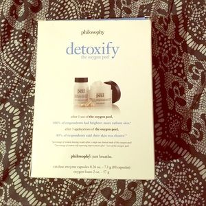 Philosophy oxygen mask