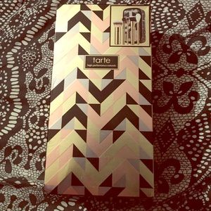 Limited edition tarte brush full sized brush set