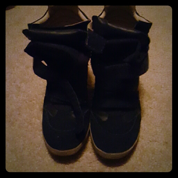 Navy Blue Steve Madden