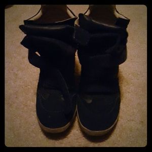 Navy Blue Steve Madden