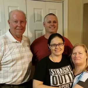 Meet your Posher, Gloria