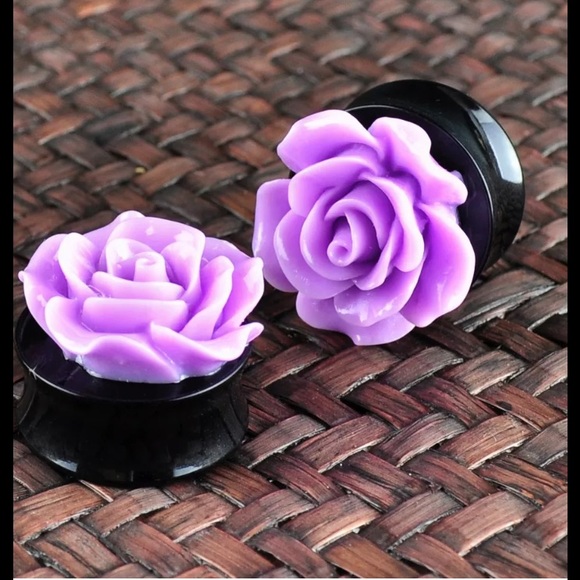 002 3D Purple Rose Acrylic Plugs