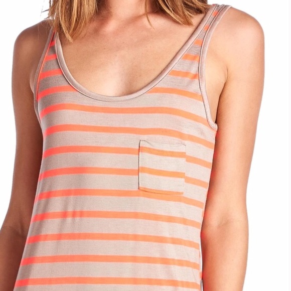 🎉HP🎉👗Side Slit Maxi Dress - Picture 3 of 4