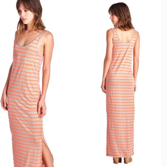 🎉HP🎉👗Side Slit Maxi Dress - Picture 2 of 4