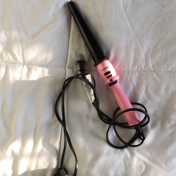 plugged hair wand