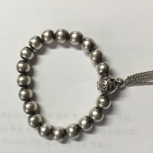 Meet your Posher, Holly