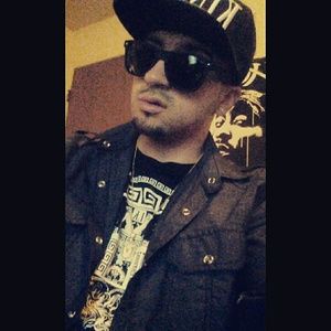 Meet your Posher, Luckz