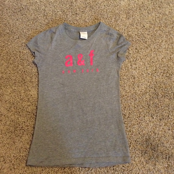 Girls Abercrombie tee