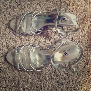 Worthington High Heels