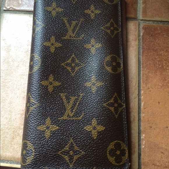 Louis Vuitton wallet