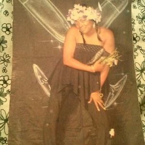 Meet your Posher, Connie