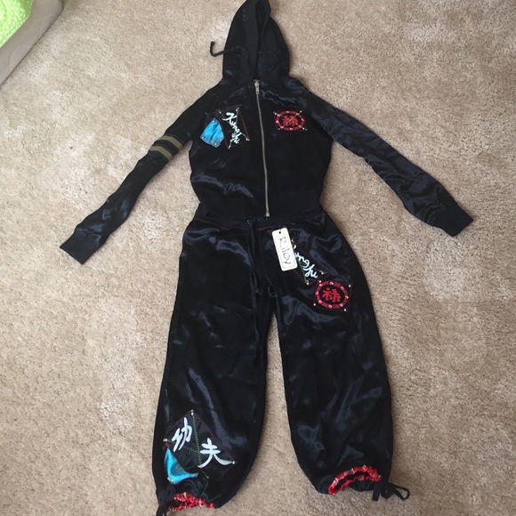RILEY Outfit