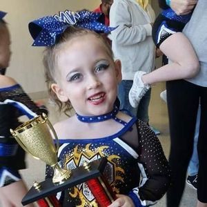 Meet your Posher, Christi jo